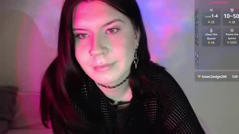 Snapshot of iintimate_flesh chatting on October 25, 4:13 pm Vella online show from October 25, 4:13 pm