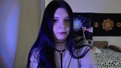 Vella online show from April 25, 10:51 am