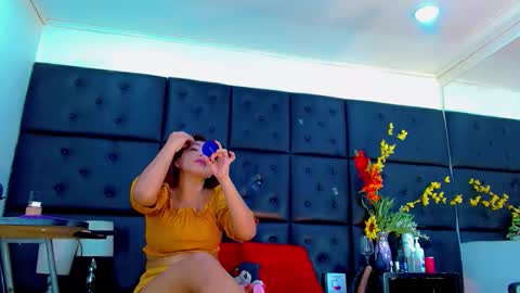 iisalombardi online show from February 24, 2:31 am