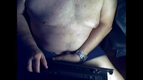 ikissuuuu online show from October 15, 3:01 pm