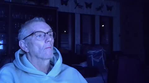 ikwiljeneuken123 online show from March 3, 4:07 am