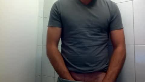 ilcaponero online show from May 19, 9:54 pm