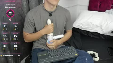 ilia673059 online show from April 22, 3:20 am