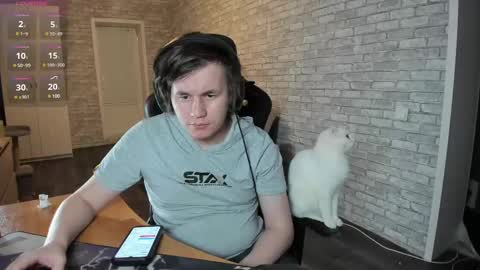 iliaskris online show from February 28, 8:07 pm