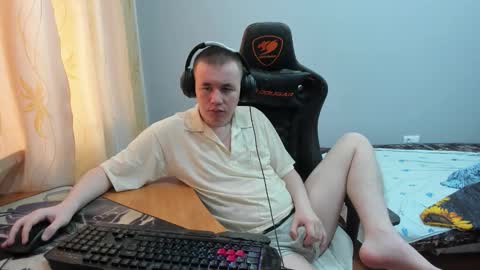 iliaskris online show from October 3, 4:20 am