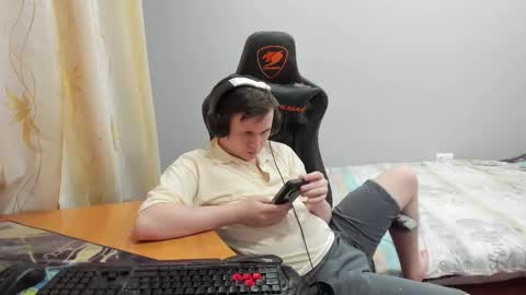 iliaskris online show from February 9, 1:04 pm