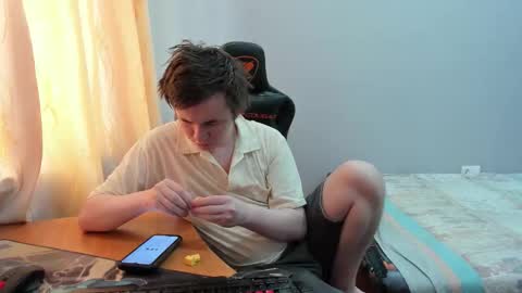 iliaskris online show from February 28, 9:54 am