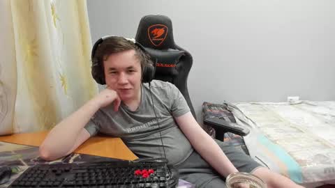 iliaskris online show from March 1, 4:20 pm