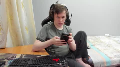 iliaskris online show from March 5, 7:54 pm