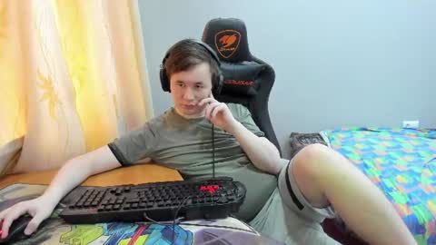 Snapshot of iliaskrislove chatting on July 18, 6:17 am iliaskris online show from July 18, 6:17 am