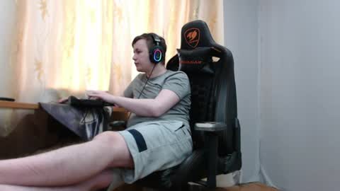 Snapshot of iliaskrisloveee chatting on June 15, 2:36 am lord online show from June 15, 2:36 am