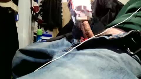 Snapshot of iliketofuck1975 chatting on November 18, 2:06 am iliketofuck1975 online show from November 18, 2:06 am