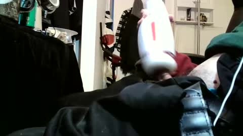 Snapshot of iliketofuck1975 chatting on November 27, 6:37 am iliketofuck1975 online show from November 27, 6:37 am