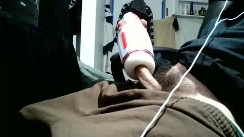 Snapshot of iliketofuck1975 chatting on November 28, 9:12 am iliketofuck1975 online show from November 28, 9:12 am