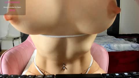 Snapshot of illegal_lorry chatting on February 2, 10:24 am illegal_lorry online show from February 2, 10:24 am