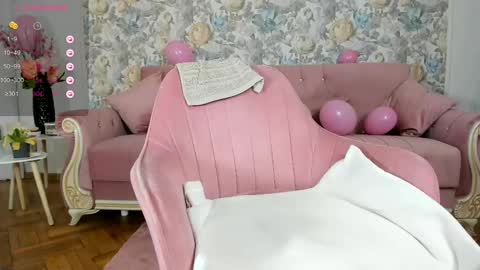 Snapshot of illegal_lorry chatting on February 20, 9:00 am illegal_lorry online show from February 20, 9:00 am