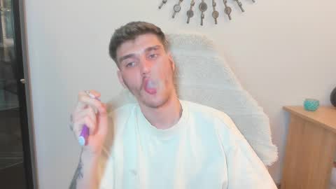 D-Illusion online show from March 13, 6:47 pm