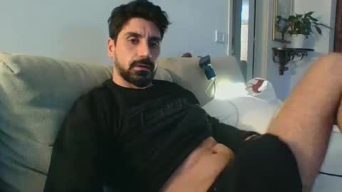 Snapshot of ilmangj90 chatting on February 1, 3:50 pm ilmangj90 online show from February 1, 3:50 pm