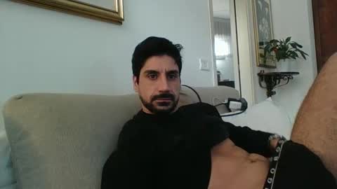 Snapshot of ilmangj90 chatting on February 20, 7:01 am ilmangj90 online show from February 20, 7:01 am