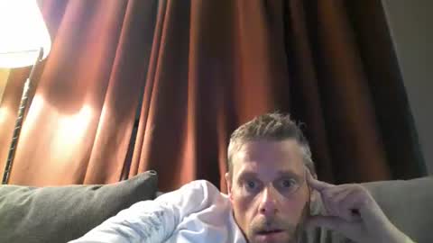 Ilovesquirterz1 online show from February 15, 6:44 am