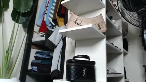 Snapshot of ilovewhitecockalot chatting on March 7, 3:36 am ilovewhitecockalot online show from March 7, 3:36 am