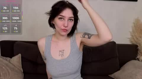 Hello everyone Im Lily online show from April 27, 1:03 am