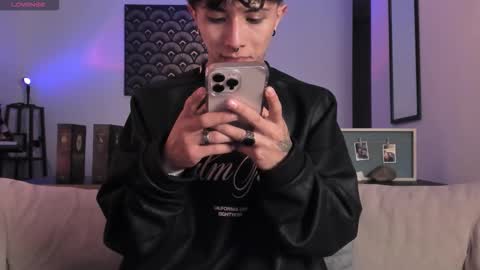 Snapshot of im__thomas chatting on October 19, 5:08 am IM THOMAS online show from October 19, 5:08 am