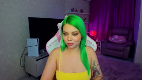 Roxy online show from February 2, 7:12 pm