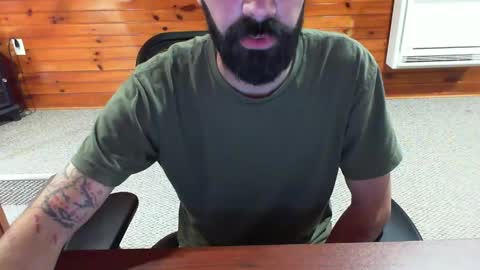 Im a leo rawrr online show from May 4, 3:19 pm