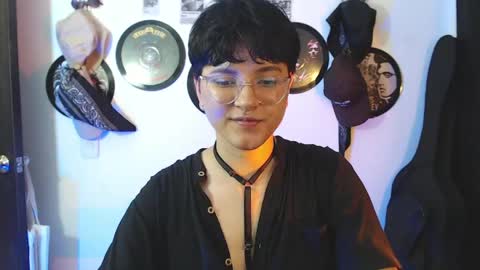 Sophie online show from May 15, 11:12 pm