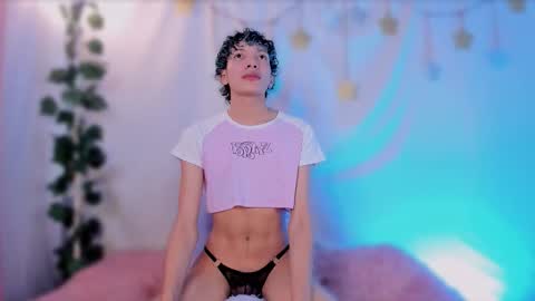 Snapshot of im_alejo chatting on October 25, 2:52 am Alejo independent model online show from October 25, 2:52 am