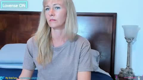 Snapshot of im_beautiful chatting on January 7, 4:16 pm Christine - online show from January 7, 4:16 pm