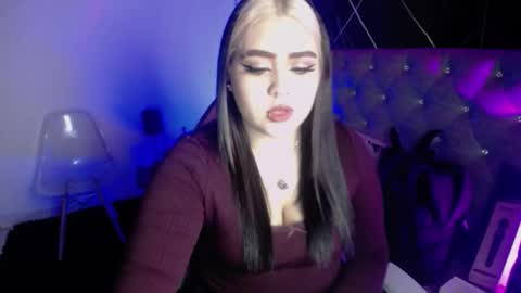 im_bunny__ online show from November 14, 11:42 am