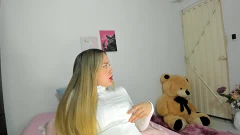 Caro   online show from June 6, 3:22 am