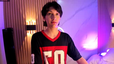 criss online show from January 28, 11:28 pm