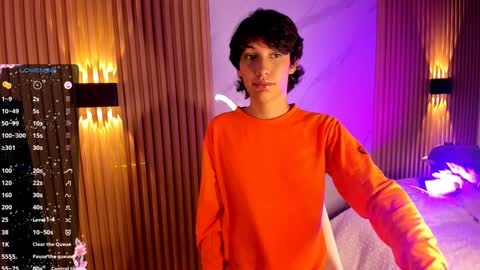 criss online show from January 30, 11:55 pm