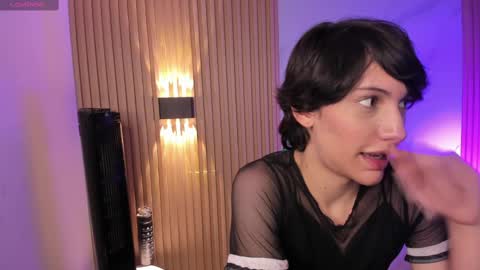 criss online show from February 20, 1:57 am