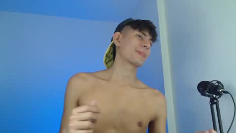 Snapshot of im_davo23 chatting on January 10, 4:01 am Davo online show from January 10, 4:01 am