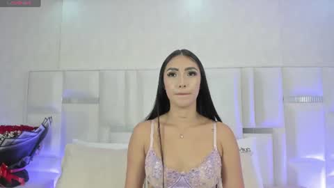 im_isabella1 online show from July 8, 12:04 am