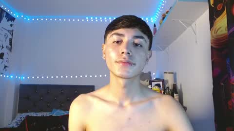 Snapshot of im_juanda chatting on December 9, 8:33 pm im_juanda online show from December 9, 8:33 pm