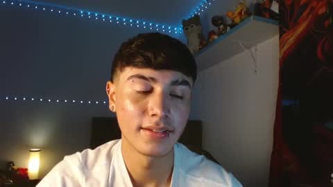 Snapshot of im_juanda chatting on January 22, 1:42 am im_juanda online show from January 22, 1:42 am