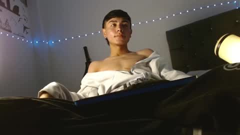 Snapshot of im_juanda chatting on March 6, 5:54 pm im_juanda online show from March 6, 5:54 pm