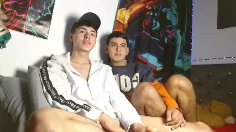 Snapshot of im_juanda chatting on December 16, 11:59 am im_juanda online show from December 16, 11:59 am