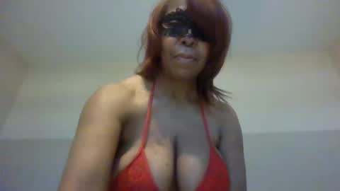 weet exy Cougar online show from April 21, 12:22 pm