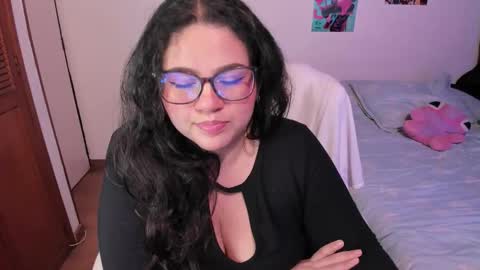 mei mei uwu online show from January 15, 1:54 am