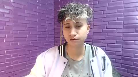 Snapshot of im_milan_rs chatting on January 14, 12:33 am im_milan_rs online show from January 14, 12:33 am