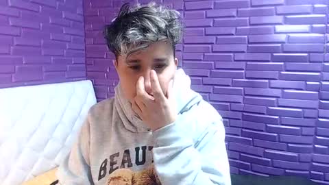 Snapshot of im_milan_rs chatting on January 23, 6:39 am im_milan_rs online show from January 23, 6:39 am