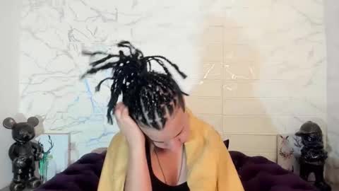 Snapshot of im_milan_rs chatting on February 27, 6:40 am im_milan_rs online show from February 27, 6:40 am