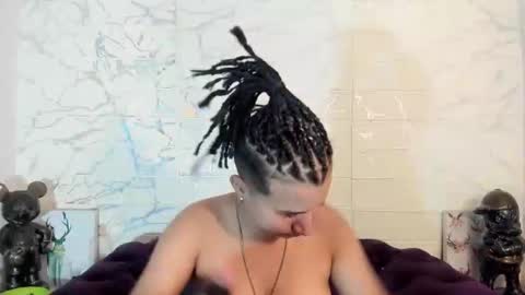 im_milan_rs online show from February 27, 10:15 am