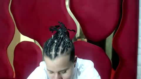 Snapshot of im_milan_rs chatting on March 4, 12:18 am im_milan_rs online show from March 4, 12:18 am